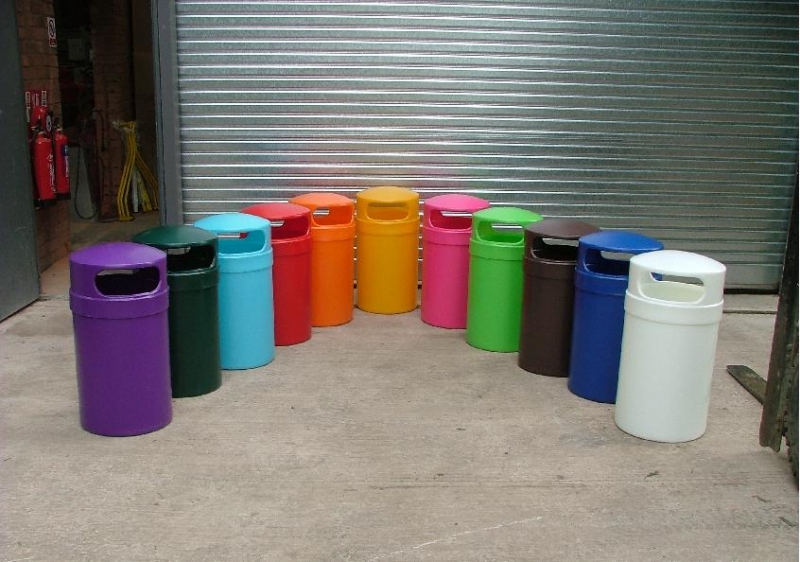 Plastic Bin with Graphic Wrap Power Display